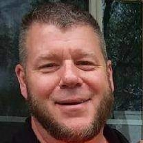 Meet your Posher, George - Picture 3 of 7